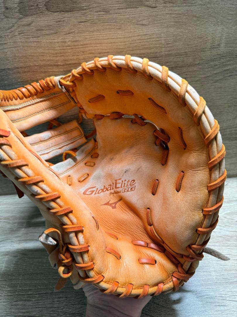 Mizuno Global Elite RG 軟式ファーストミット