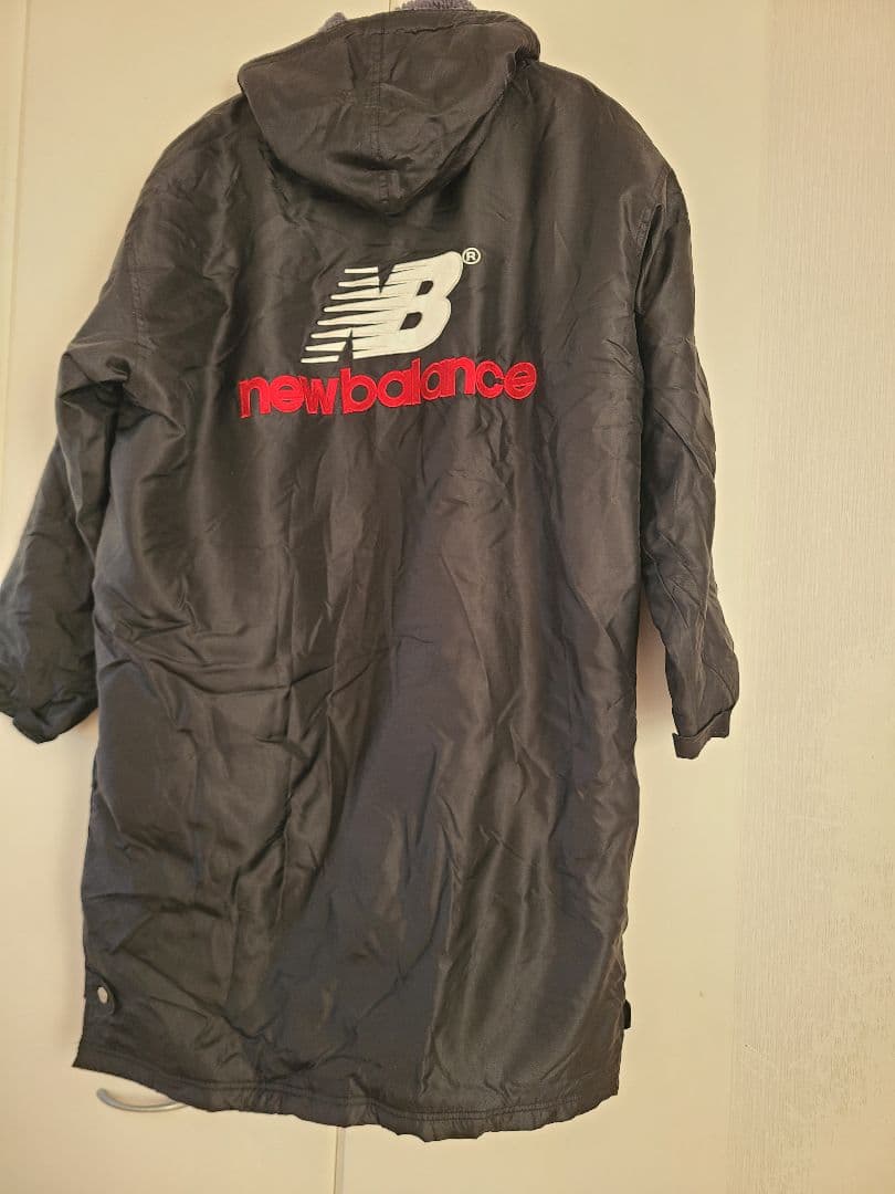 new balance ベンチコート L ブラック