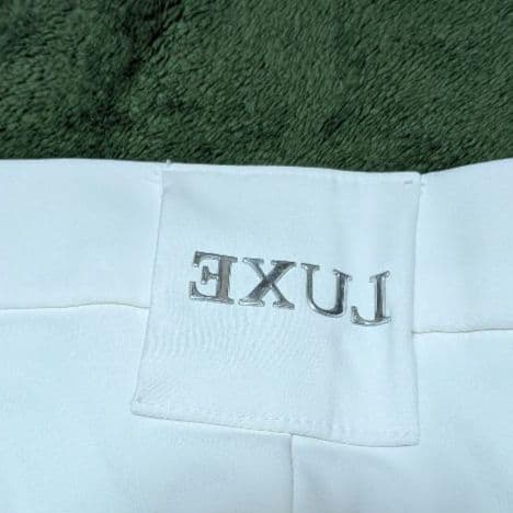 【新品】LUXEAKMPLUS 防風サイドロゴスラックスパンツ Mサイズ