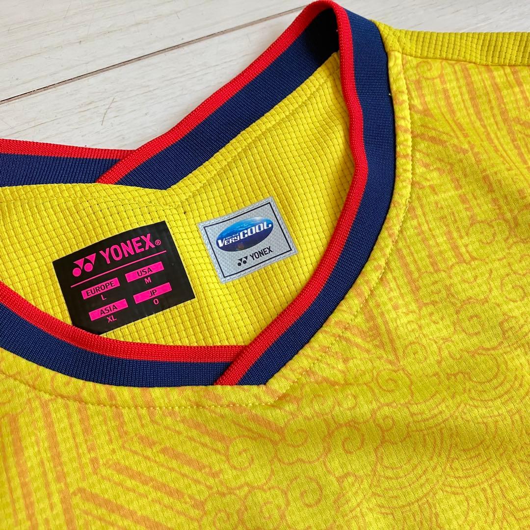 美品＊YONEXヨネックス＊中国代表モデルユニフォームO