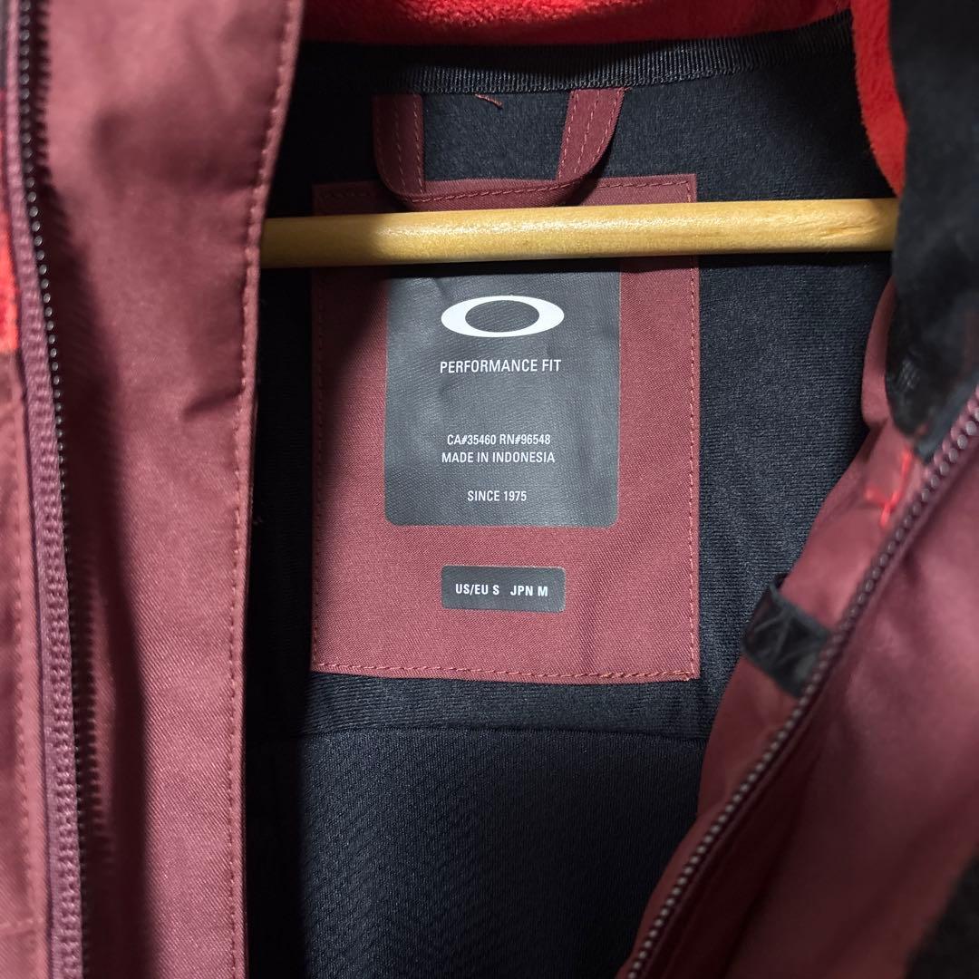 OAKLEY フード付きジャケット 赤