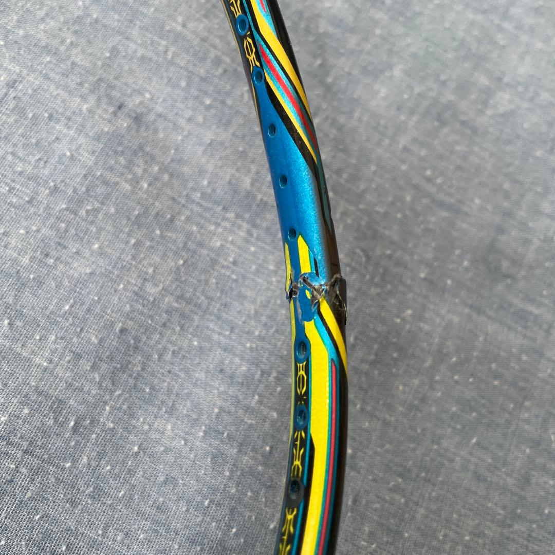 ジャンクバドミントンラケット