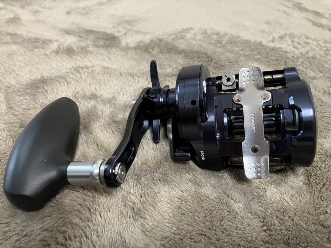 ま*る様 シマノ　オシアコンクエストリミテッド　400HG 使用品