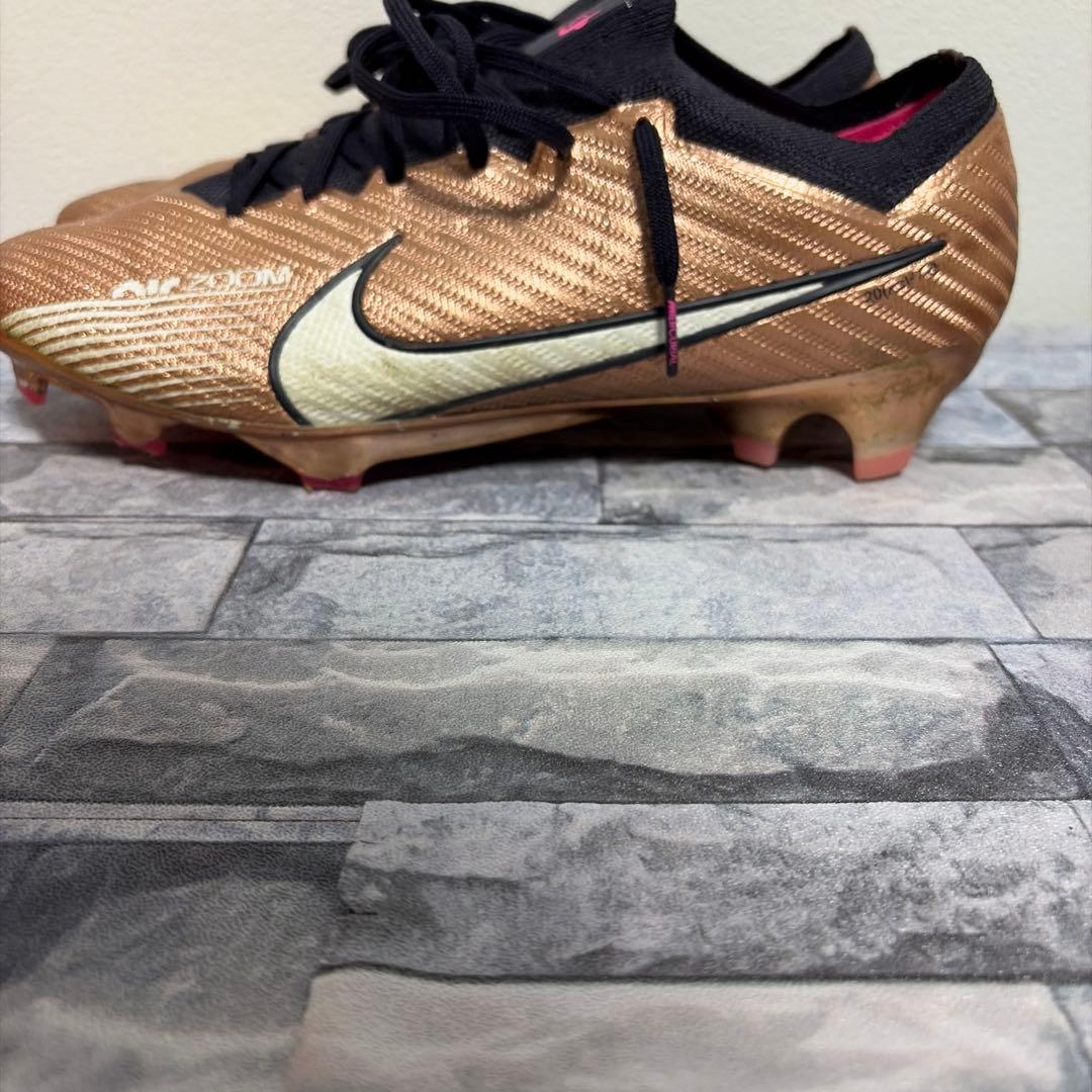 Nike マーキュリアルヴェイパー15