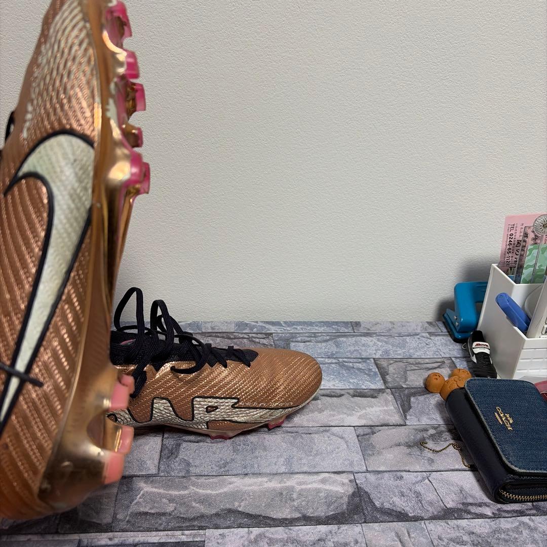 Nike マーキュリアルヴェイパー15