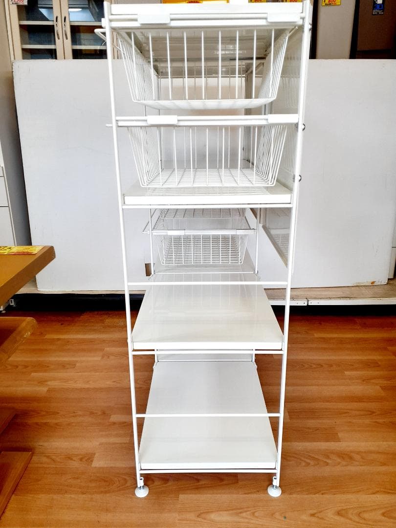 J【中古品】無印良品　スチールユニットシェルフ　ホワイト　カゴ付き