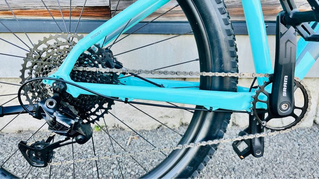 TREKのハードテイルMTBの人気モデル Roscoe7 2021モデルです。