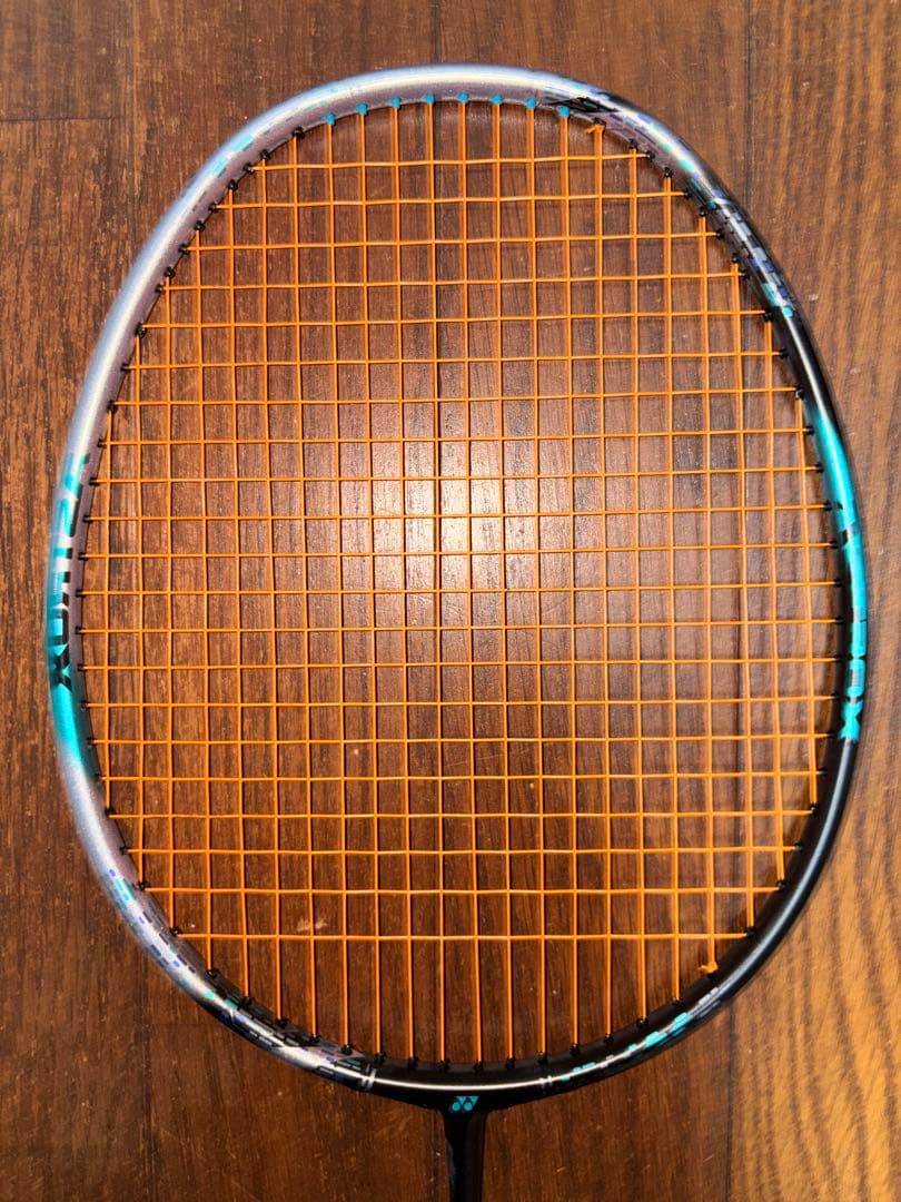 美品　ヨネックス　アストロクス88Dプロ4U5