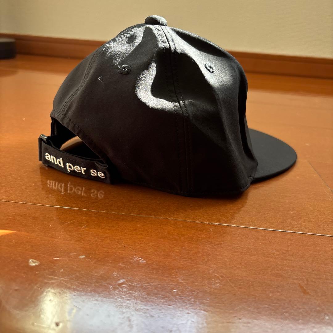 【未使用品】and per se アンパスィゴルフフラットキャップ