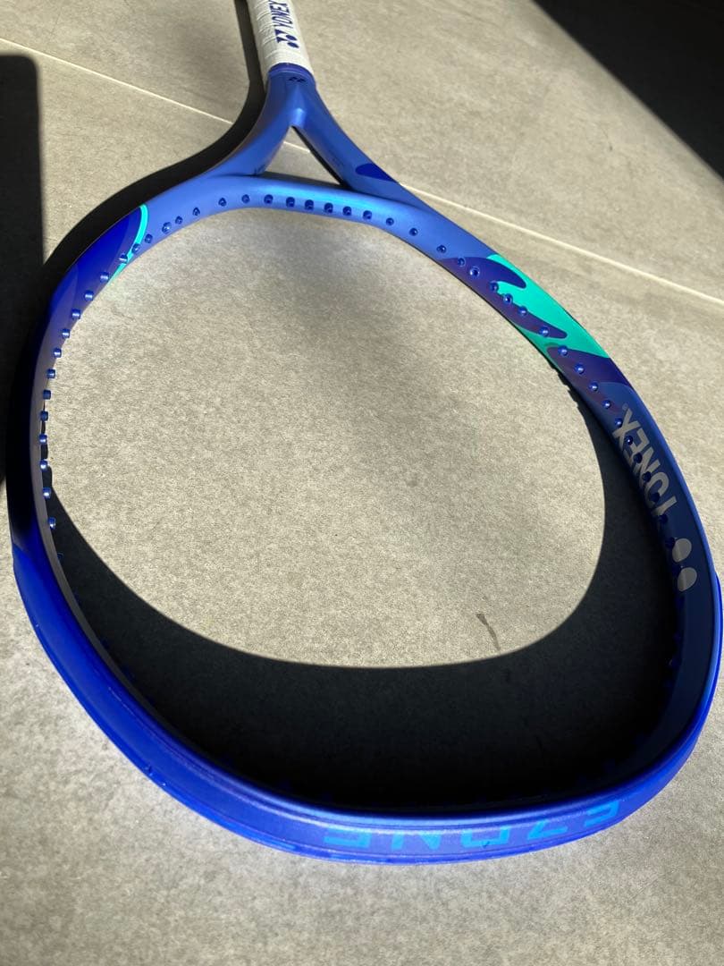 【新品】YONEX EZONE 2025年モデル 100L 285g G0