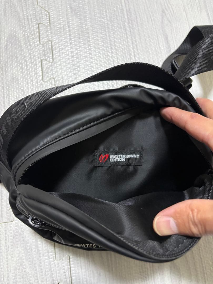 MASTER BUNNY EDITION カートバッグ ボディバッグ ポーチ