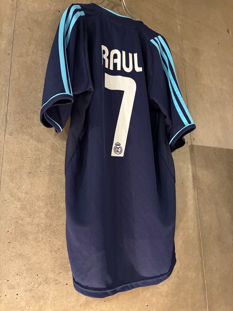 【美品】02/03 レアル・マドリード 7 RAUL ラウル 紺 XL 希少
