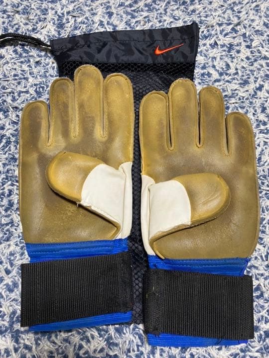 ナイキキーパーグローブ
