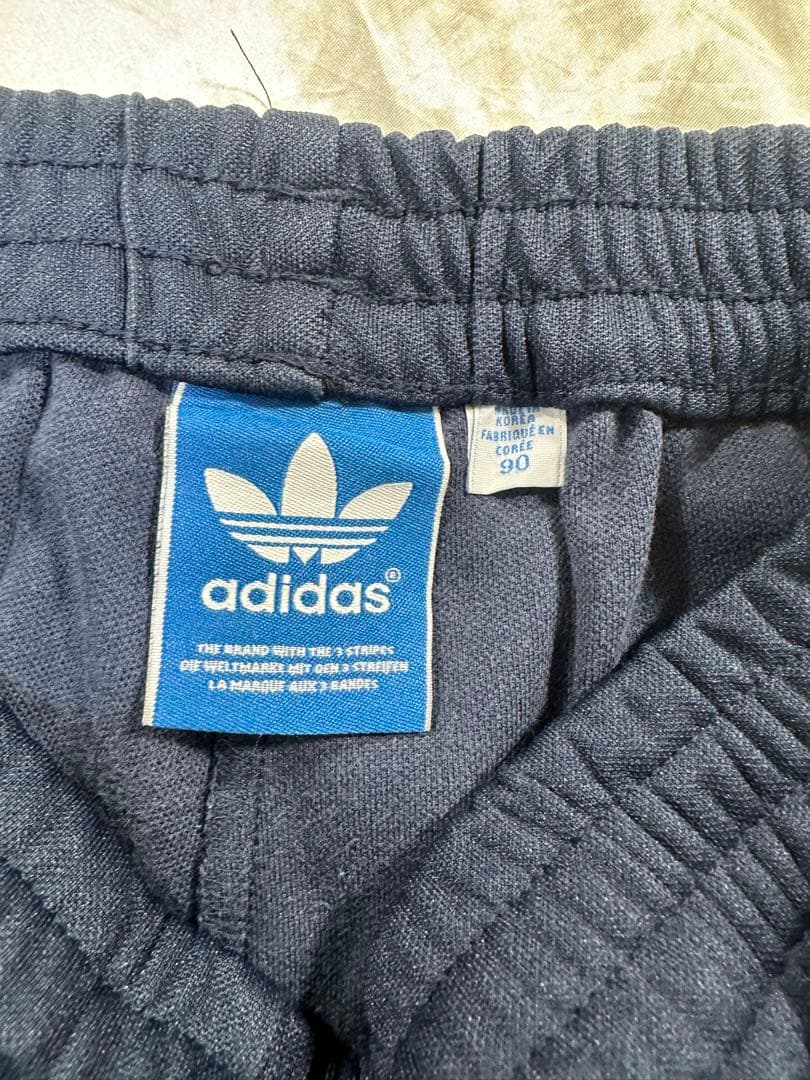 adidas ヨーロッパ トラックパンツ トレフォイル 刺繍ロゴ