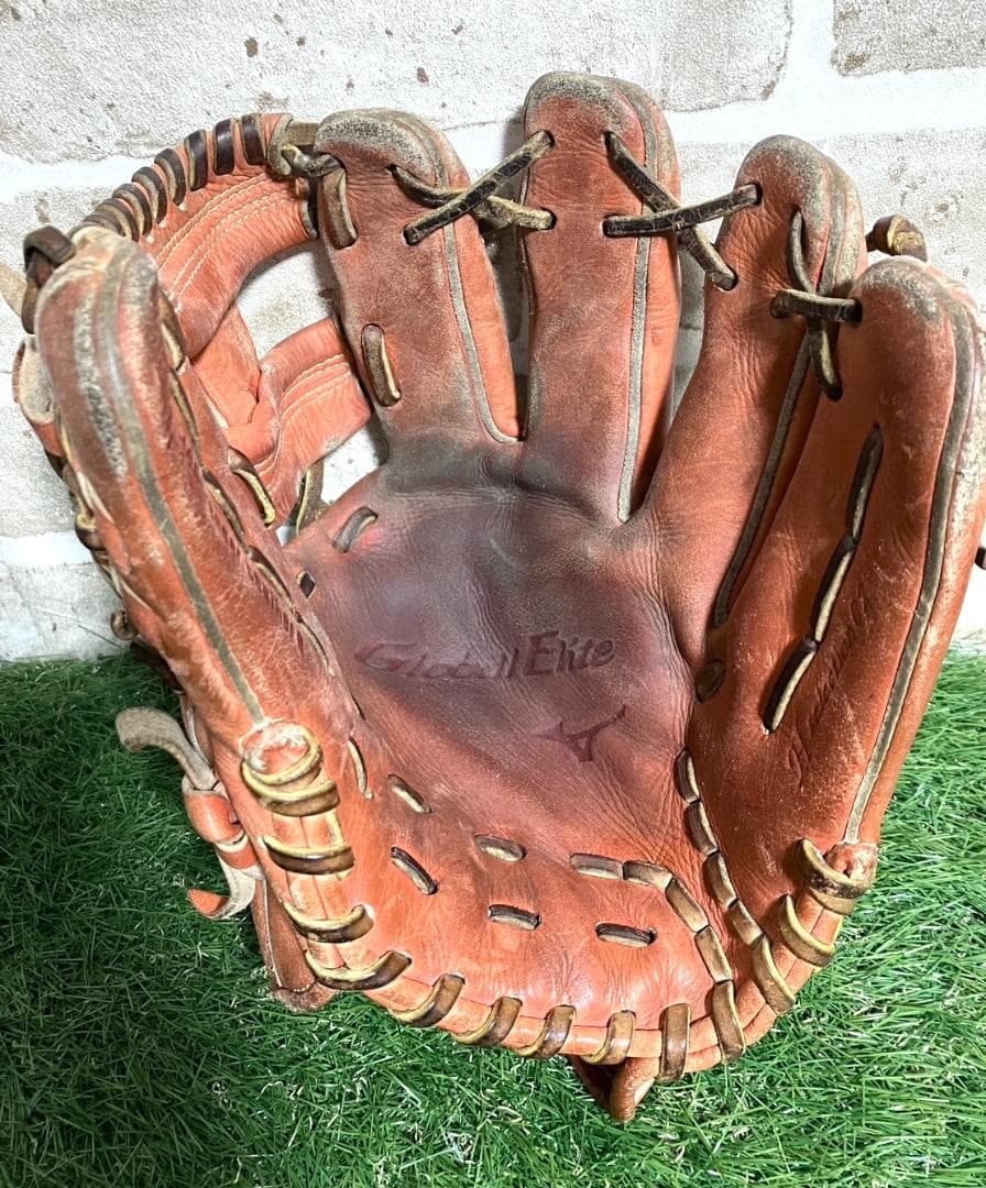 【早い者勝ち❤️】ミズノ グローバルエリート 一般軟式 内野手用 右投げ