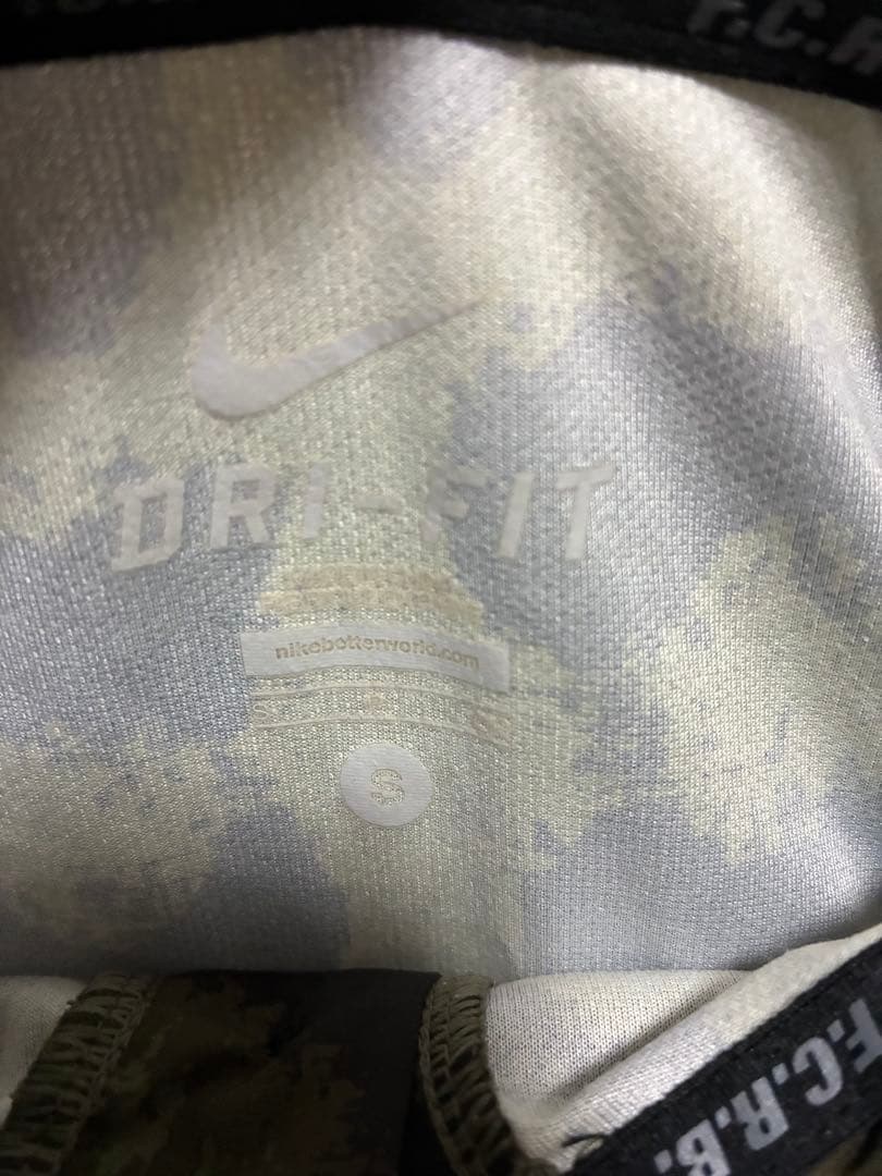 FCRBNIKE / DRI-FITTRAINING レオパード柄豹柄