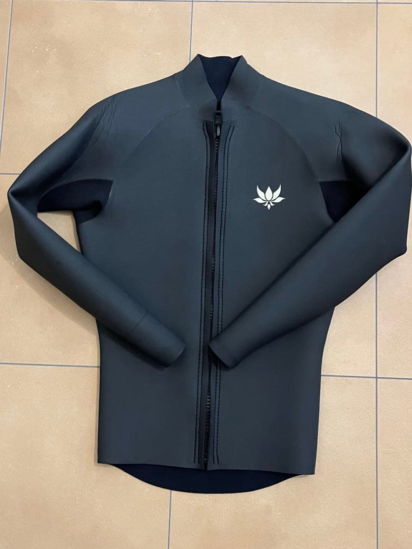 AXXE CLASSIC フロントジップ ロングスリーブタッパー ラバーLサイズ