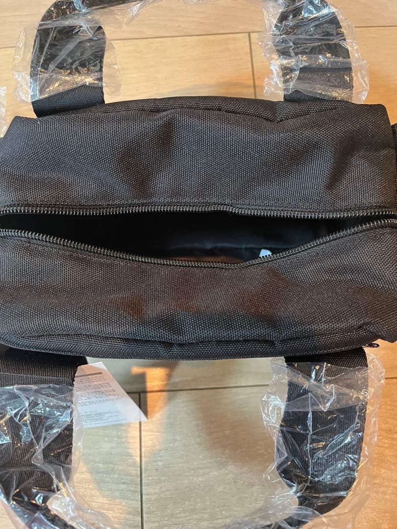 新品　  カードバッグ