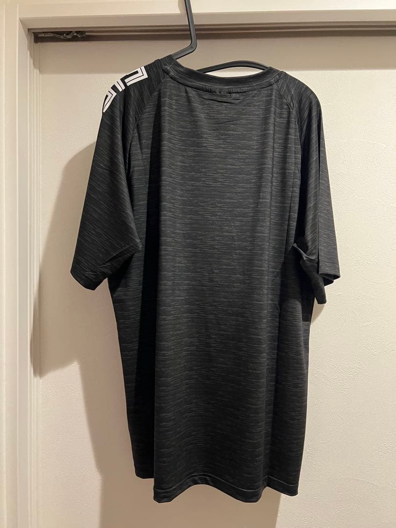 【２４－２５　ＯＮ－ＦＩＥＬＤ　ＣＯＬＬＥＣＴＩＯＮ】オンフィールドＴシャツ