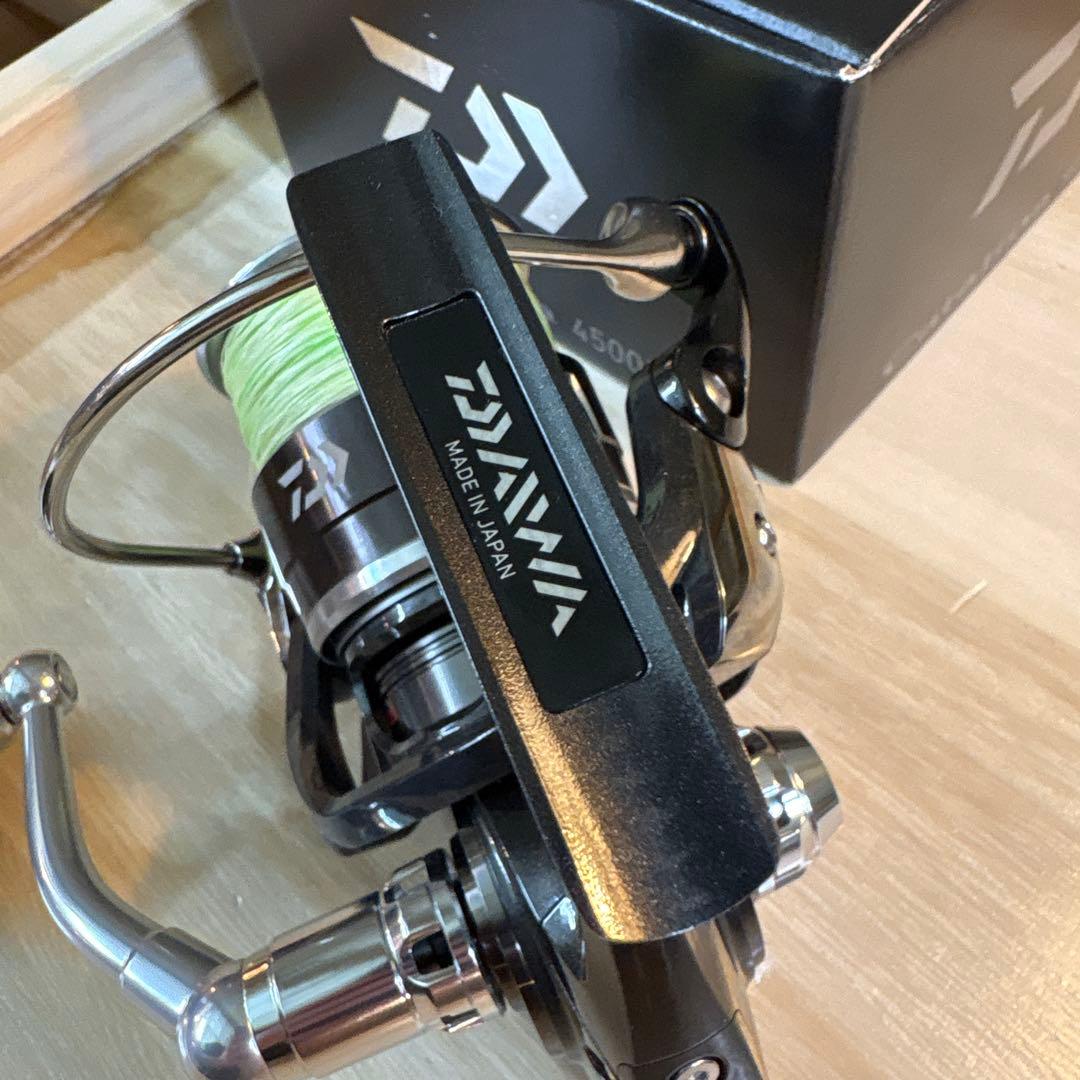 ダイワ　16キャタリナ　4500 H DAIWA スピニングリール