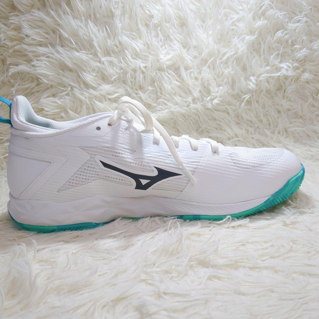 極美品 Mizuno 27cm ミズノ ウェーブトランジスタ バッシュ 白 緑