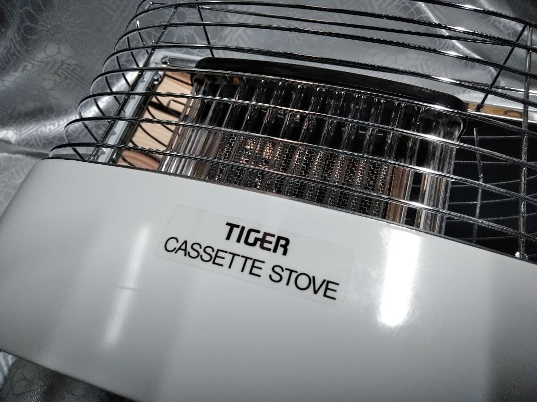 TIGER タイガーカセットガスストーブ CKS-0900 キャンプ アウトドア