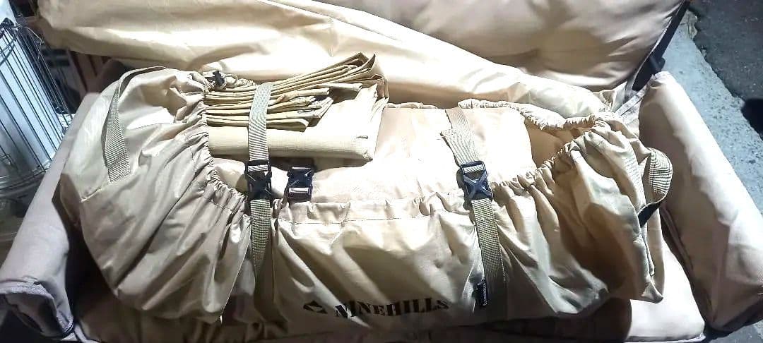 美品！NINEHILLS ナインヒルズ ロッジテント SENAI 48