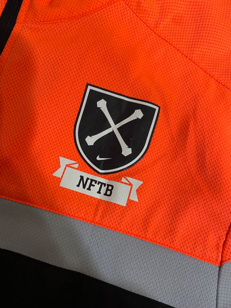 NIKE NFTB 上下セット