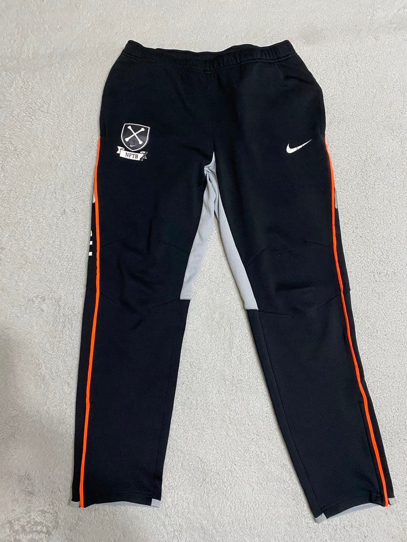 NIKE NFTB 上下セット