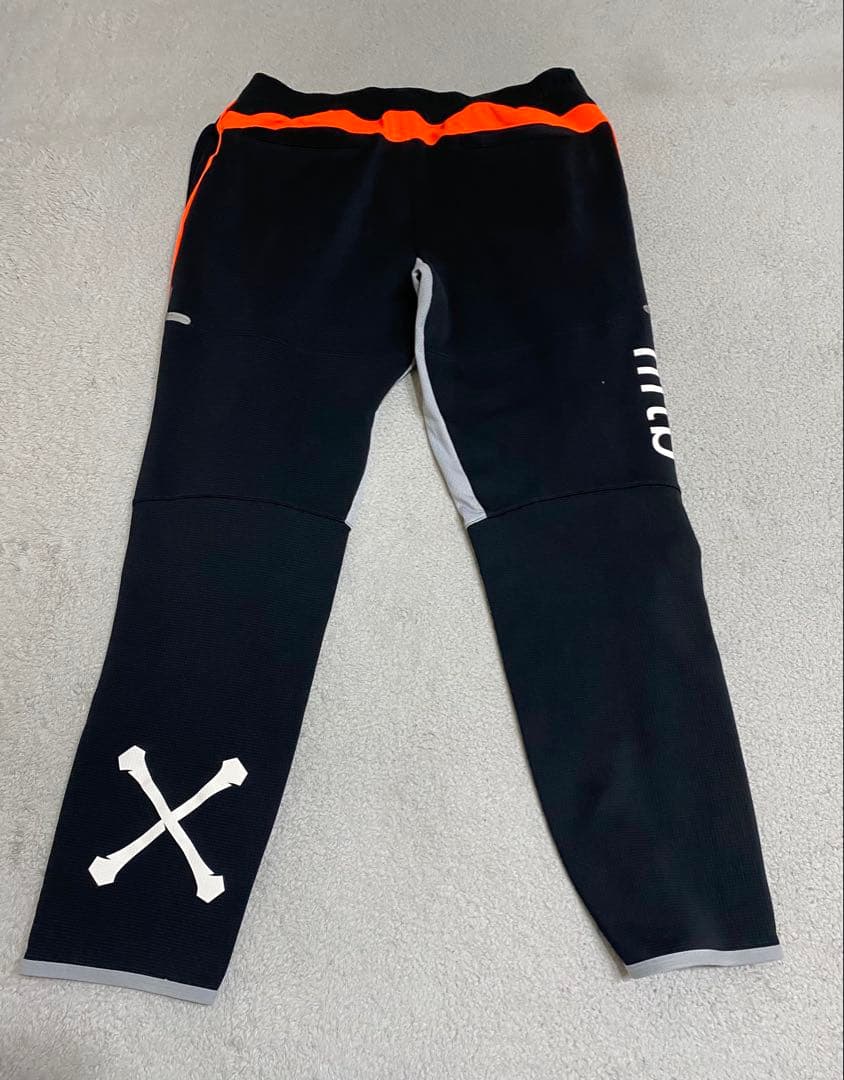 NIKE NFTB 上下セット