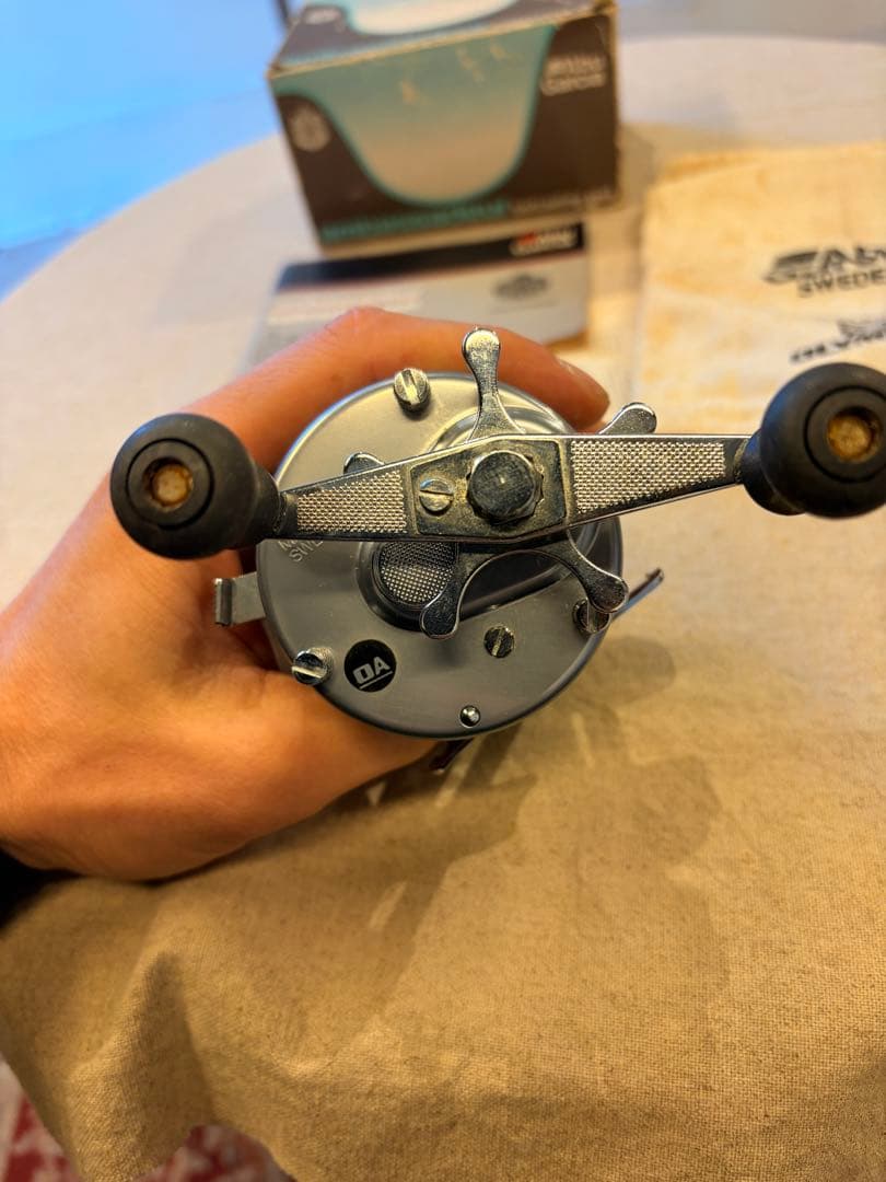 abu garcia アンバサダー 6500CS ロケット 右ハンドル 付属品