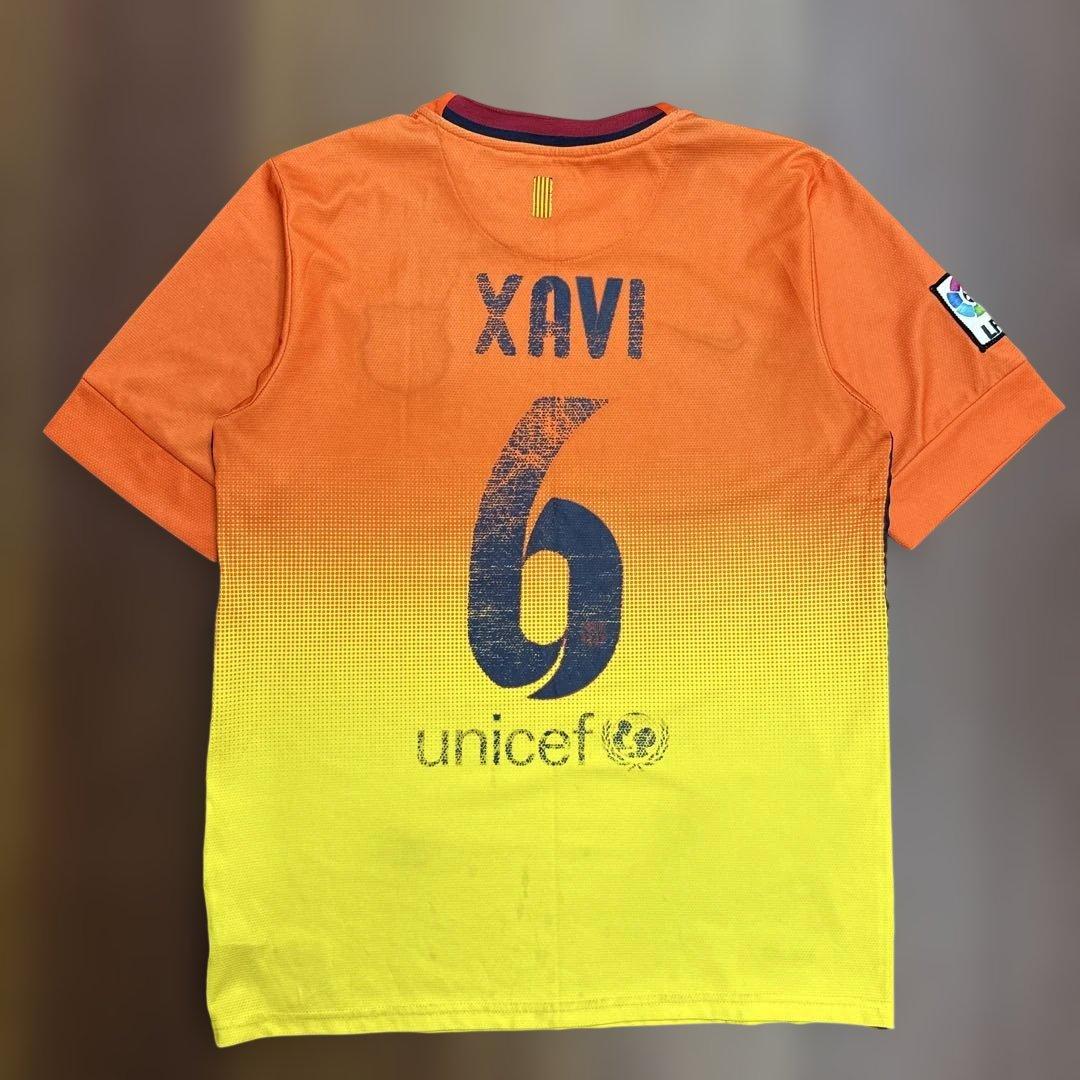 NIKE サッカーTシャツ FCバルセロナ シャビ・エレナンデス Mサイズ