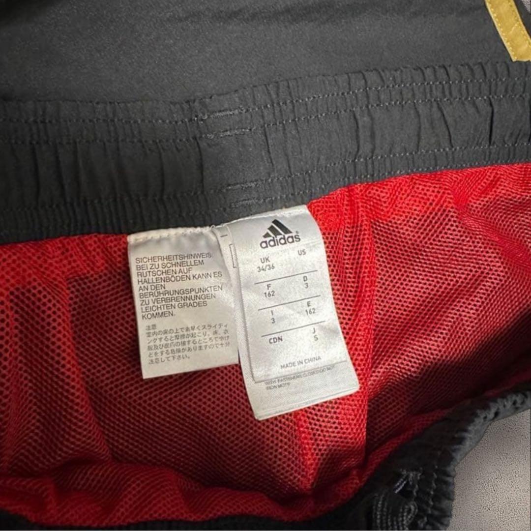 美品 ACミラン Milan Adidas トラックパンツ スリーストライプ