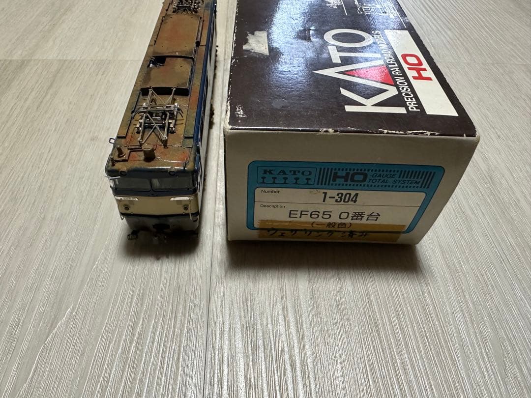 KATO HOゲージ　EF65 0番台　一般色　1-304 鉄道模型電気機関車