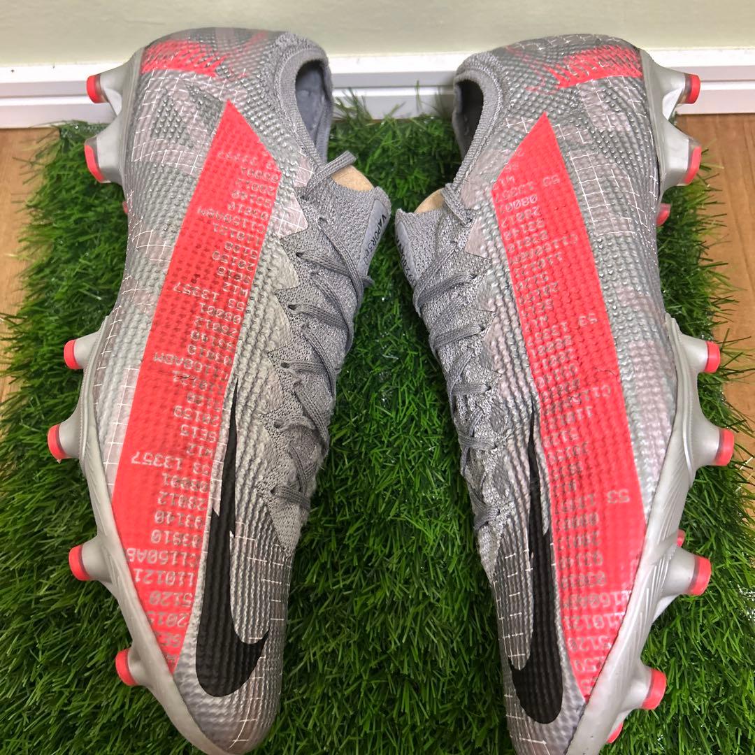 Nike Vapor 14 シルバー/レッド