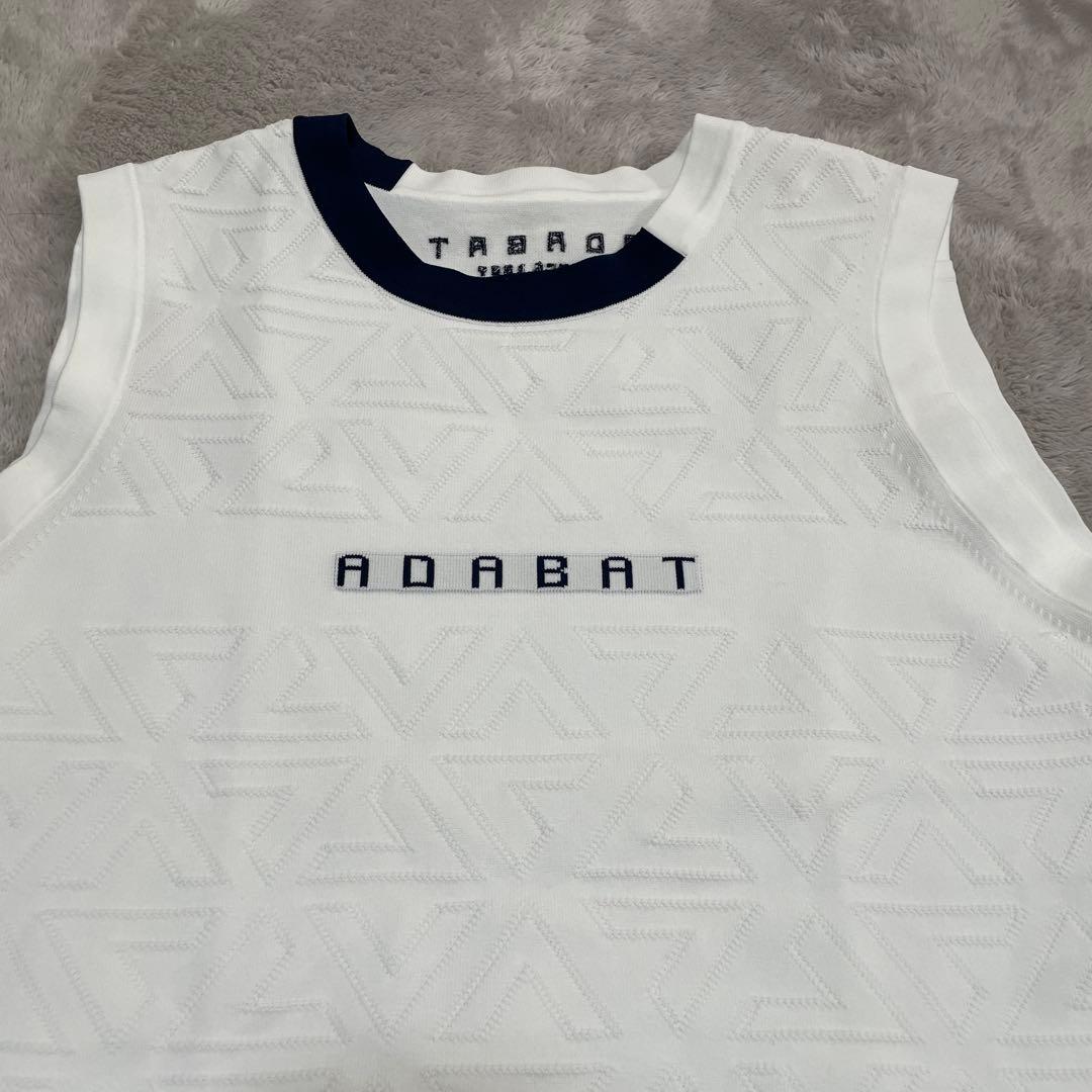 adabat ゴルフウェアセット　ロゴ入り長袖モックネックシャツ　パンツ　ベスト