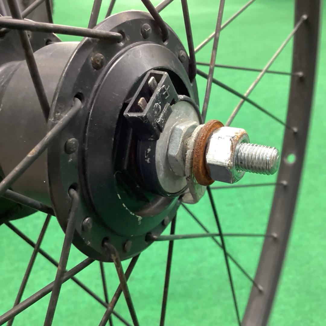 アルミリム　前輪 700c フロント 35cタイヤがついてました