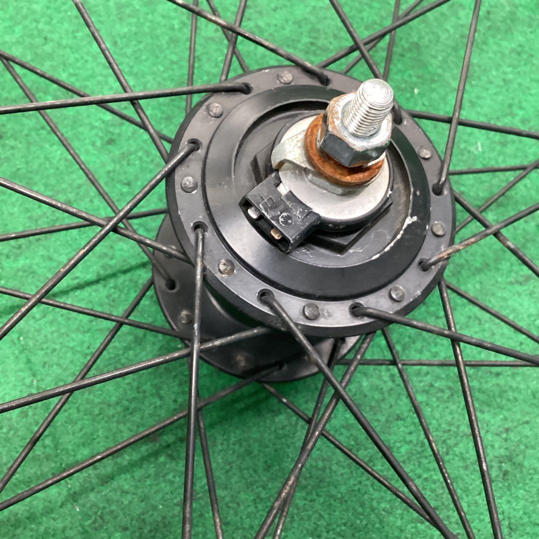 アルミリム　前輪 700c フロント 35cタイヤがついてました