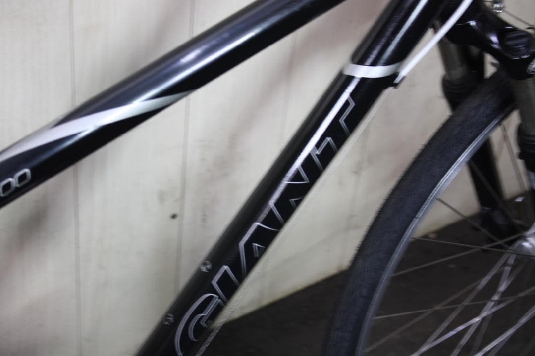 GIANT CS-3200 700C アルミ 21速 480mm クロスバイク黒