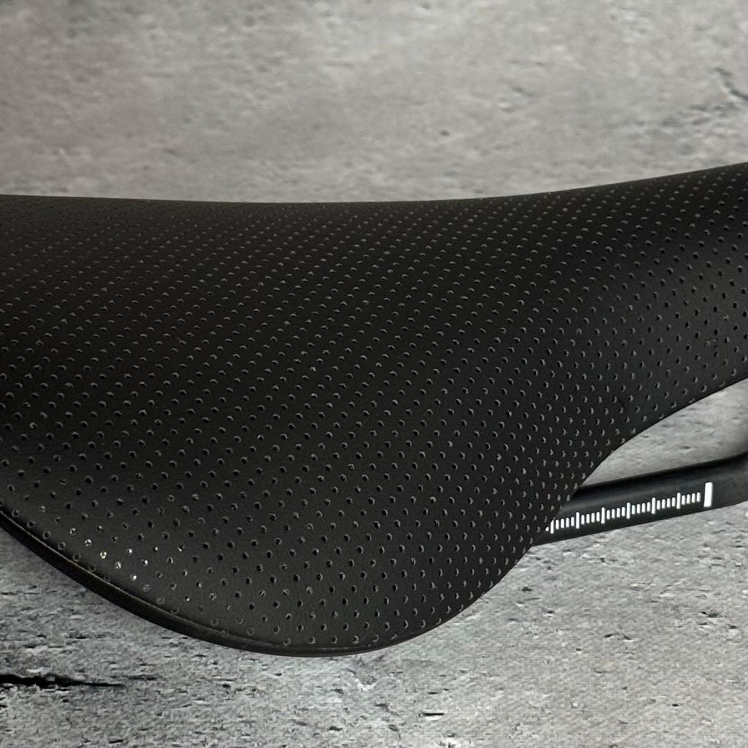 【新品未使用】Rapha Classic Saddle