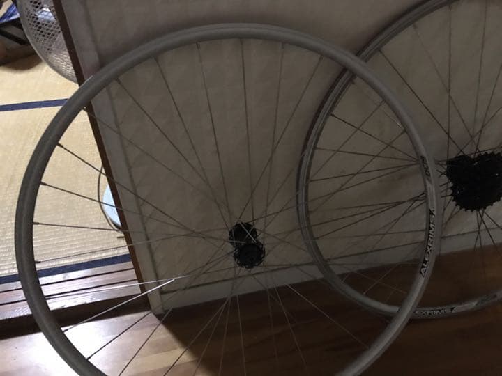 ロードバイクホイールバラ売り可