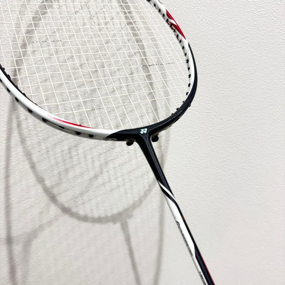 【美品】　YONEX DUORA Z-STRIKE バドミントンラケット