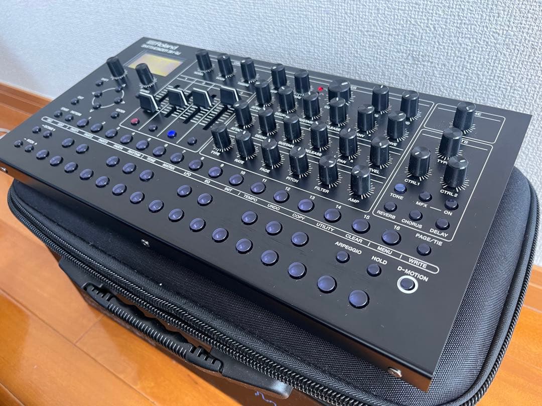 鍵盤楽器 Roland SH-4d