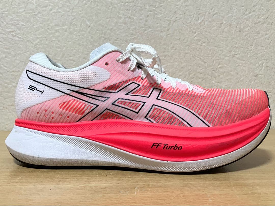 ★美品！ASICS S4 アシックス エスフォー ランニングシューズ 24cm