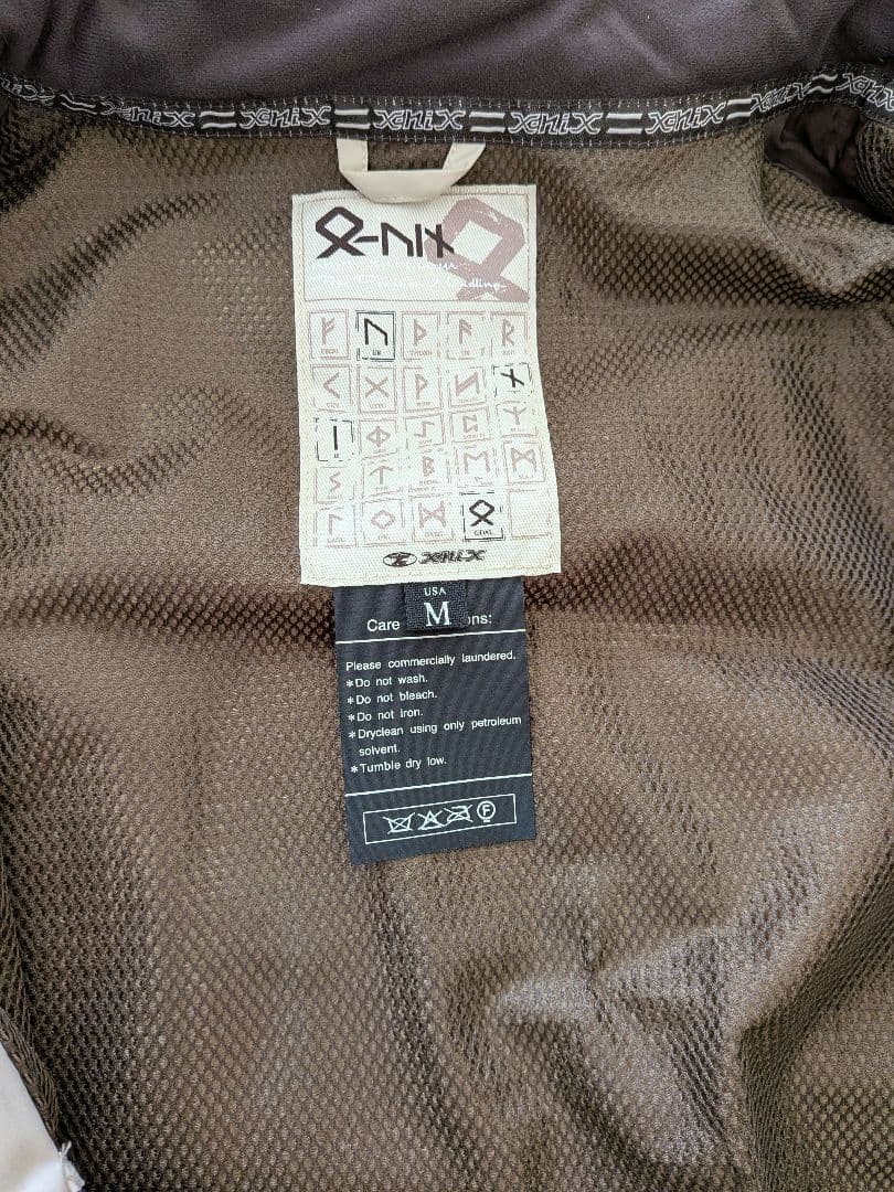 スノーボードウェア　メンズ　М
