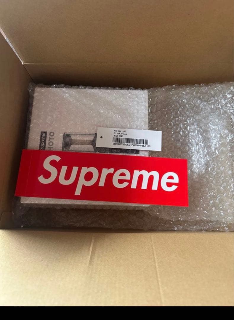 【新品未使用】Supreme HOTO Camp Light ×ステッカー1枚