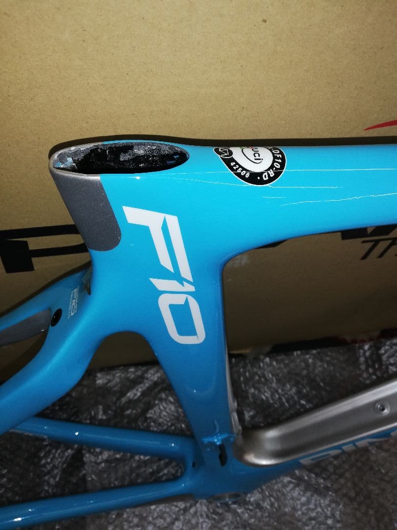 新品未使用　ピナレロ　PINARELLO　ドグマ　DOGMA　F10