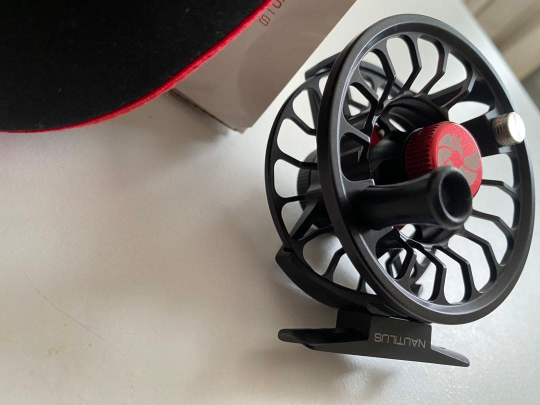 NAUTILUS XS 3/4 Black フライリール ノーティラス