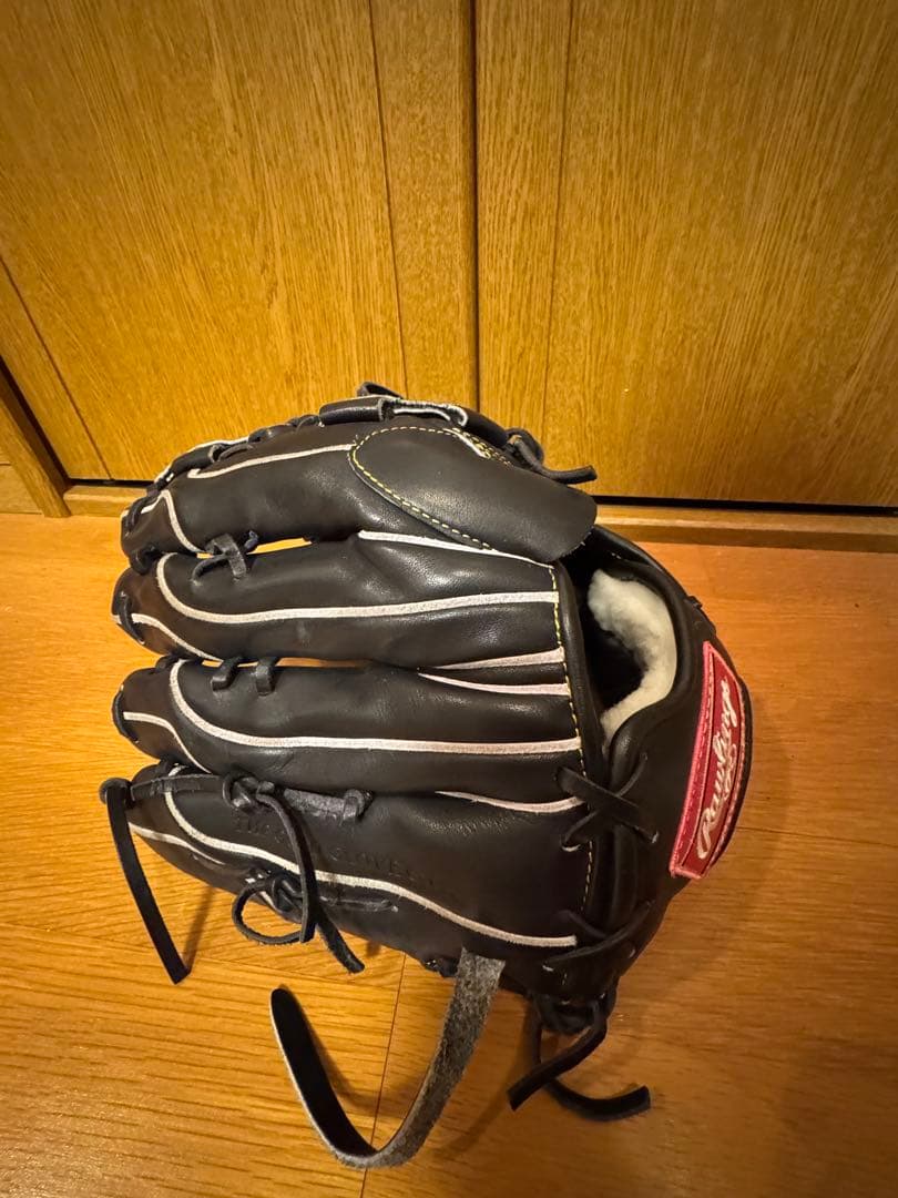 ローリングス　投手用グラブ
