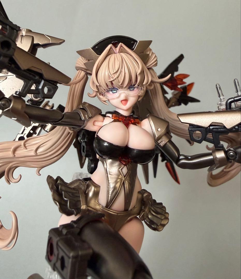 デザイアメイデン　メディック　塗装済み完成品　コトブキヤ　メガミデバイス